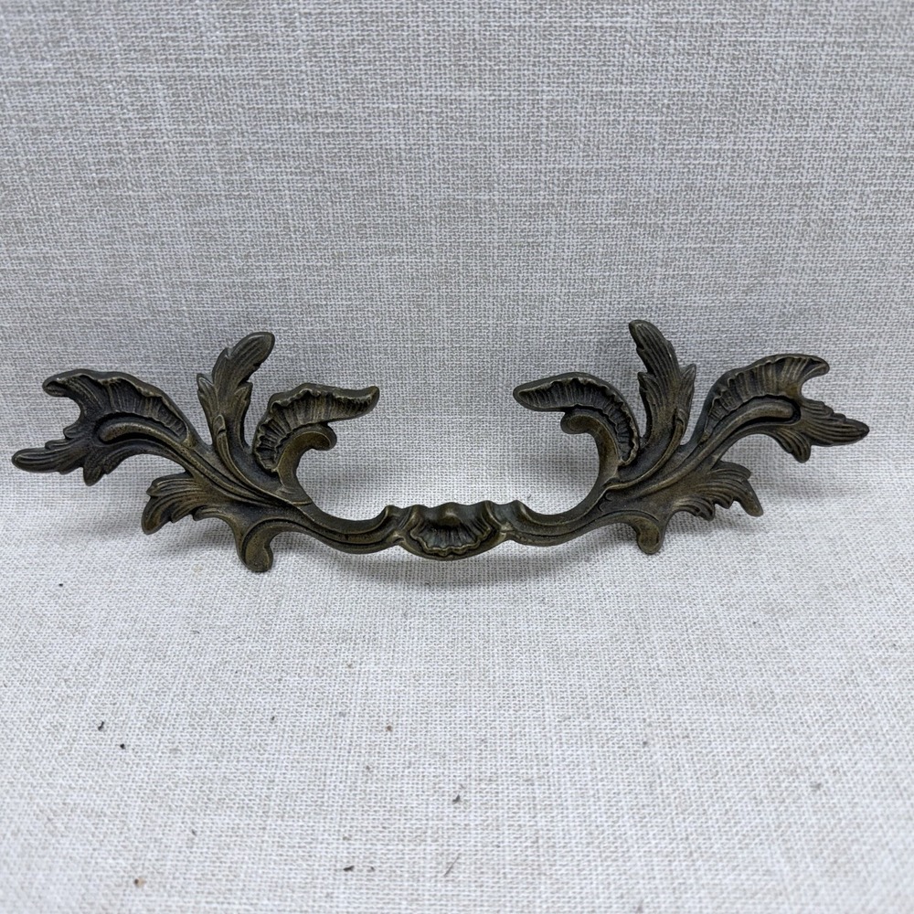 Lot of 9 Vintage Ornate Antique Brass Dresser Drawer Pull Handles A1006 Hardware